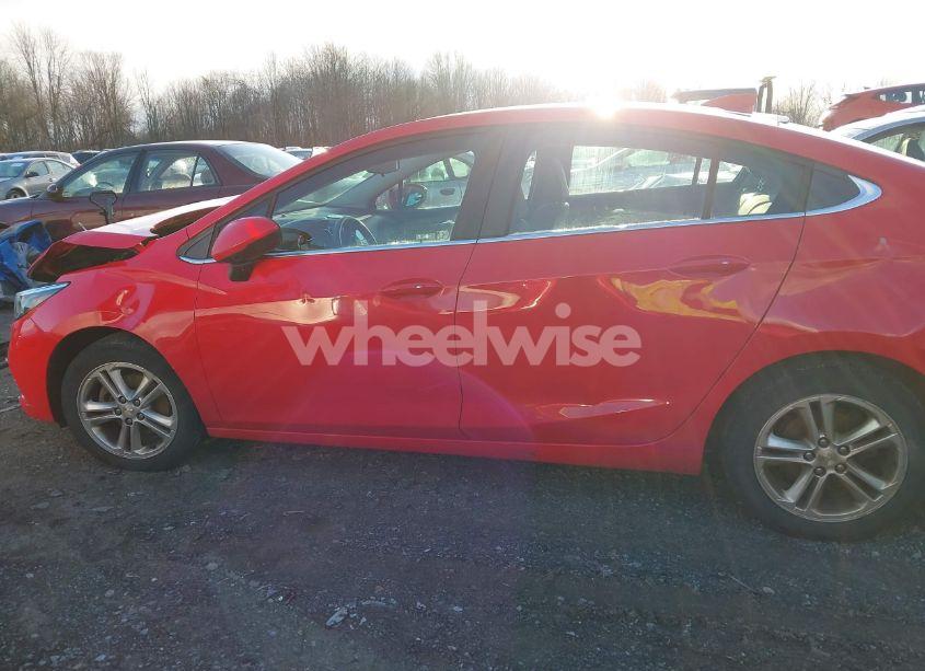 Photo 14 of 2017 Chevrolet Cruze LT AUTO (VIN 1G1BE5SM5H7262194)