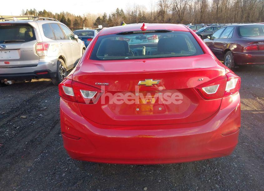 Photo 16 of 2017 Chevrolet Cruze LT AUTO (VIN 1G1BE5SM5H7262194)