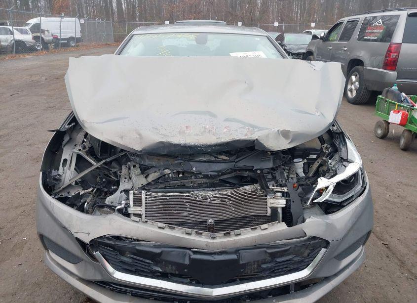 Photo 12 of 2017 Chevrolet Cruze LT AUTO (VIN 1G1BE5SM5H7271817)