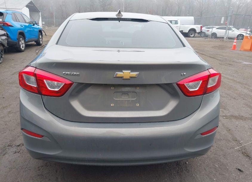 Photo 16 of 2017 Chevrolet Cruze LT AUTO (VIN 1G1BE5SM5H7271817)