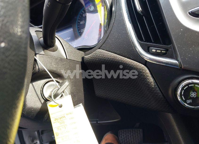 Photo 11 of 2018 Chevrolet Cruze LT AUTO (VIN 1G1BE5SM5J7141333)