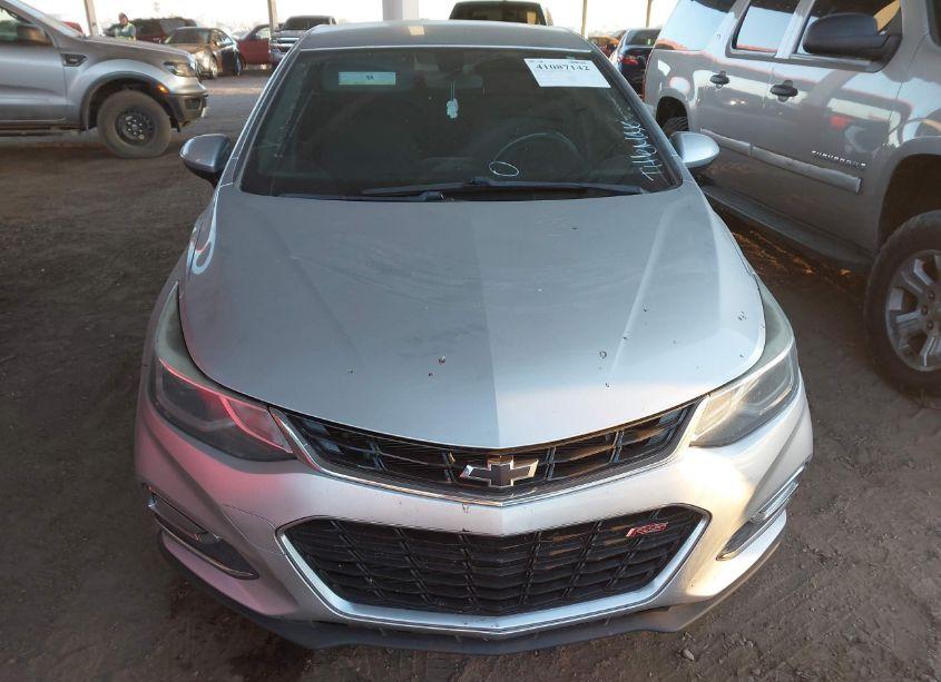 Photo 12 of 2018 Chevrolet Cruze LT AUTO (VIN 1G1BE5SM5J7149075)