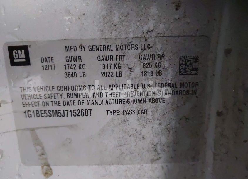 Photo 9 of 2018 Chevrolet Cruze LT AUTO (VIN 1G1BE5SM5J7152607)