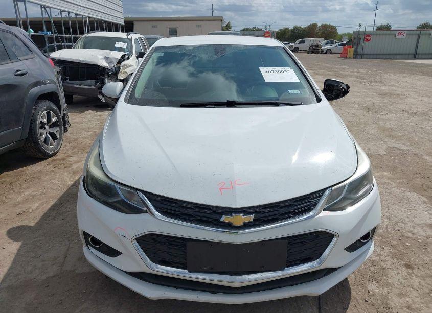 Photo 12 of 2018 Chevrolet Cruze LT AUTO (VIN 1G1BE5SM5J7167365)