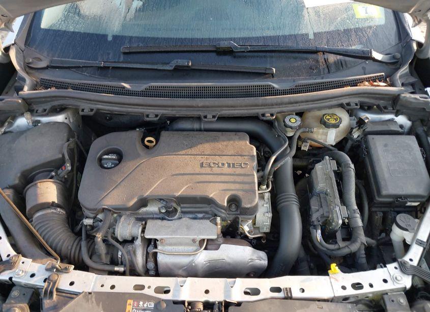 Photo 10 of 2018 Chevrolet Cruze LT AUTO (VIN 1G1BE5SM5J7196445)