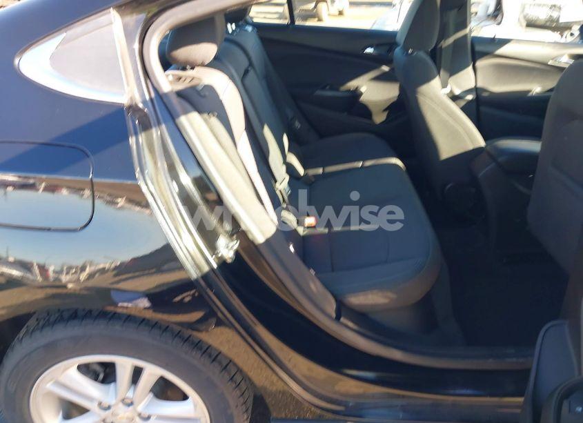 Photo 8 of 2018 Chevrolet Cruze LT AUTO (VIN 1G1BE5SM5J7213812)