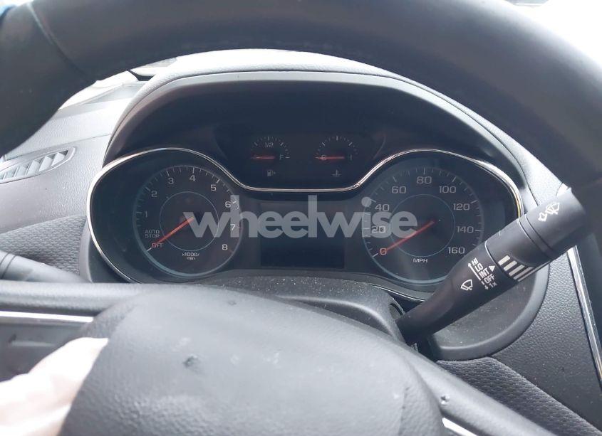 Photo 7 of 2018 Chevrolet Cruze LT AUTO (VIN 1G1BE5SM5J7215866)