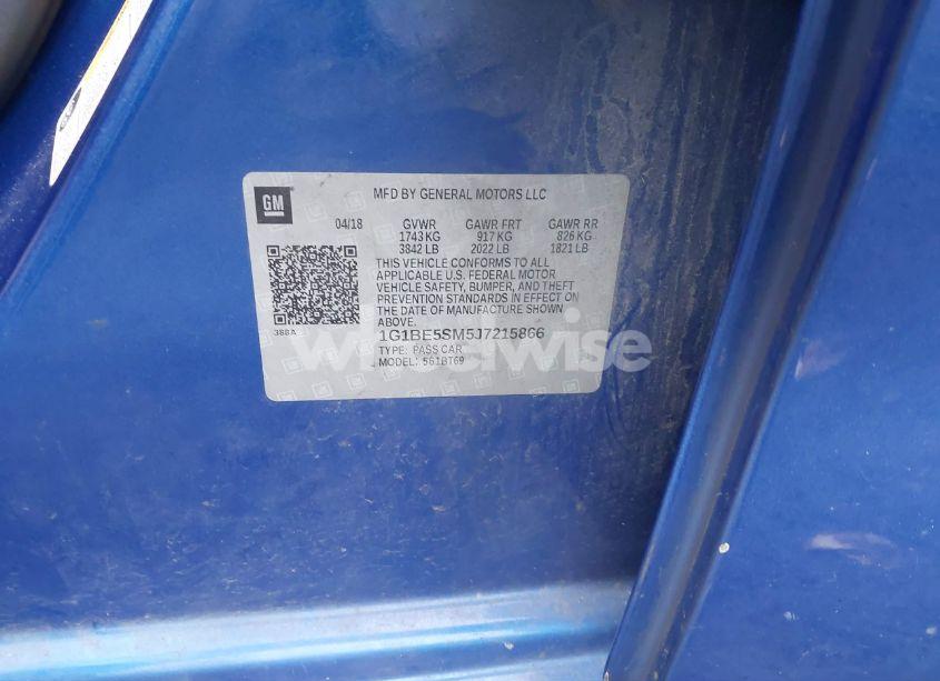 Photo 9 of 2018 Chevrolet Cruze LT AUTO (VIN 1G1BE5SM5J7215866)