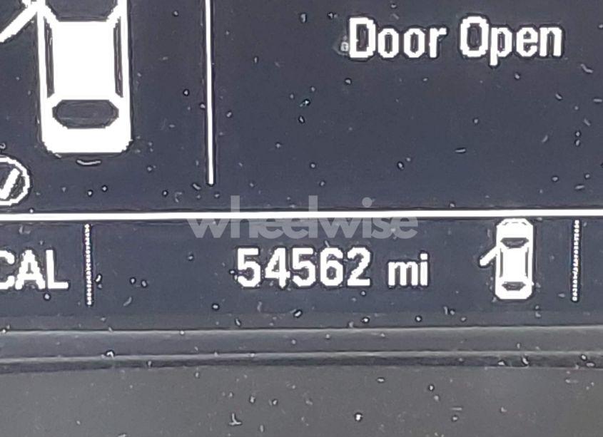 Photo 16 of 2018 Chevrolet Cruze LT AUTO (VIN 1G1BE5SM5J7230285)