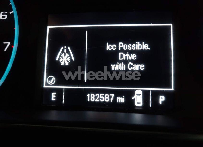 Photo 16 of 2018 Chevrolet Cruze LT AUTO (VIN 1G1BE5SM5J7232649)