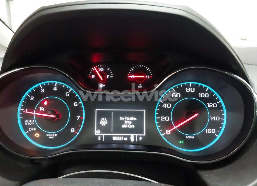 Photo 7 of 2018 Chevrolet Cruze LT AUTO (VIN 1G1BE5SM5J7232649)