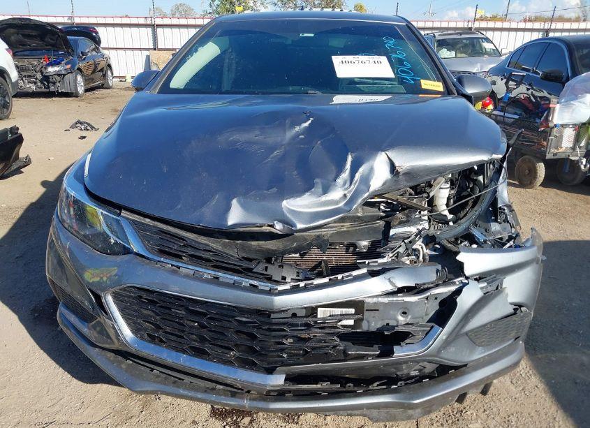 Photo 12 of 2018 Chevrolet Cruze LT AUTO (VIN 1G1BE5SM5J7236197)