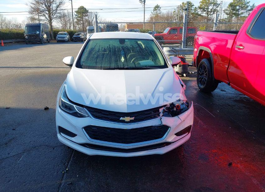 Photo 12 of 2018 Chevrolet Cruze LT AUTO (VIN 1G1BE5SM5J7243263)