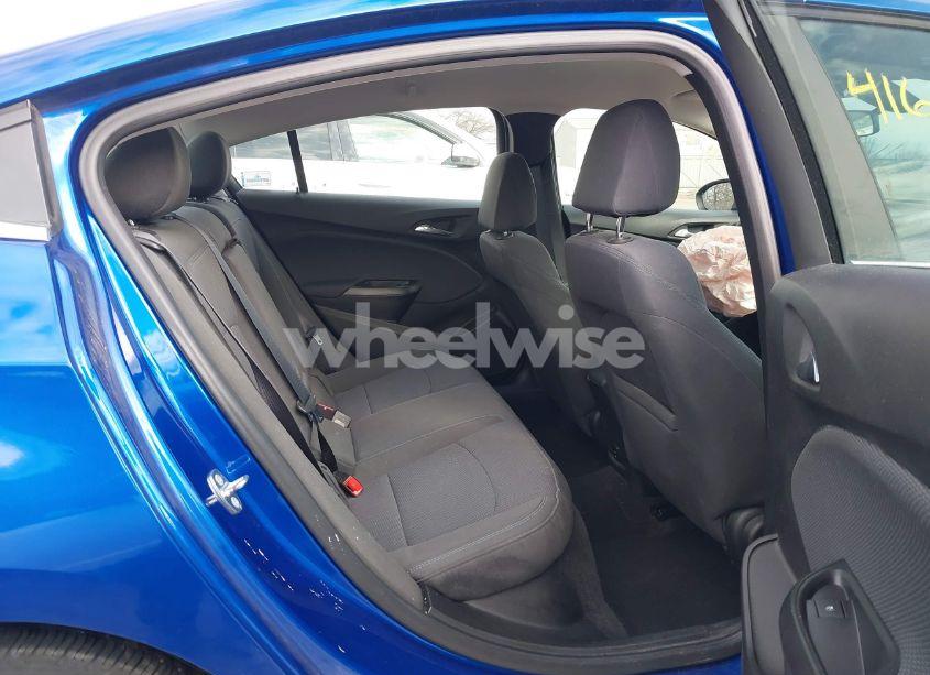 Photo 8 of 2018 Chevrolet Cruze LT AUTO (VIN 1G1BE5SM5J7246051)