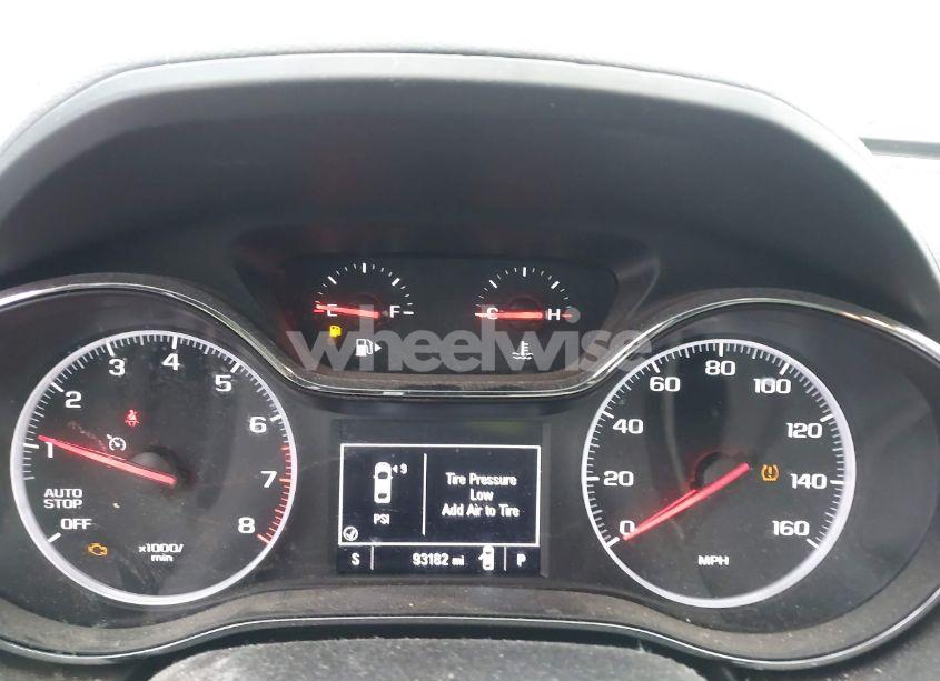 Photo 7 of 2019 Chevrolet Cruze LT (VIN 1G1BE5SM5K7139499)