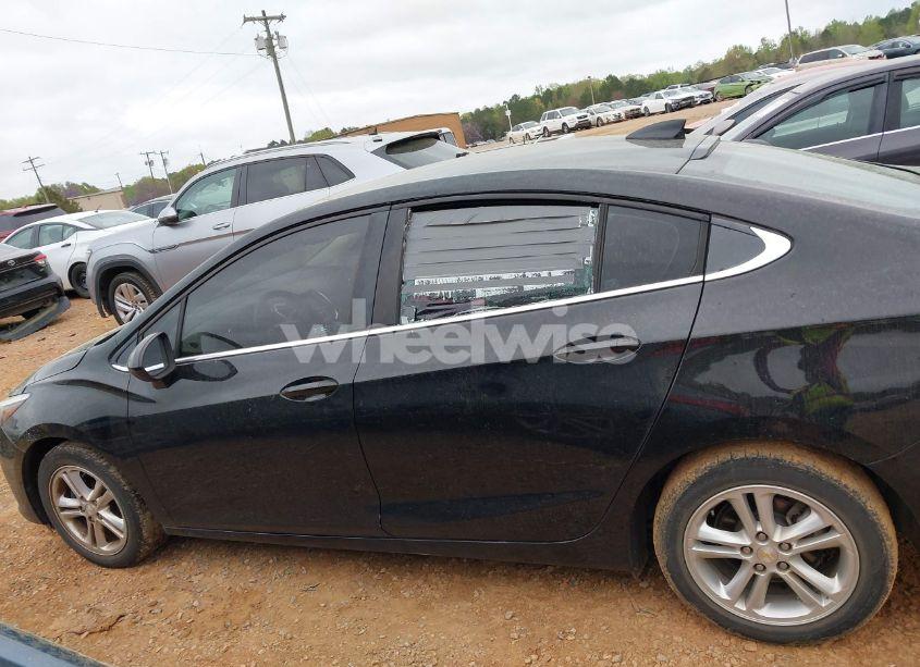 Photo 14 of 2016 Chevrolet Cruze LT AUTO (VIN 1G1BE5SM6G7275535)