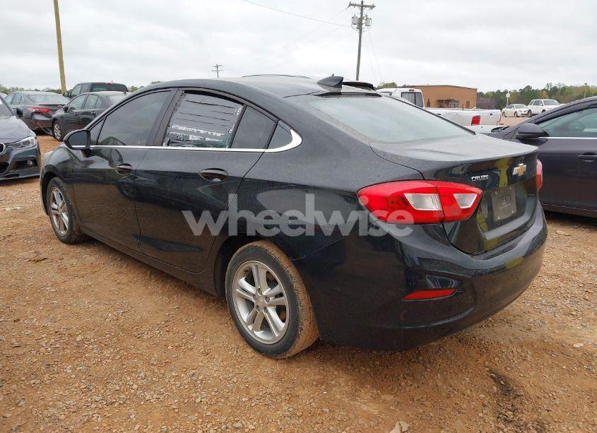 Photo 3 of 2016 Chevrolet Cruze LT AUTO (VIN 1G1BE5SM6G7275535)