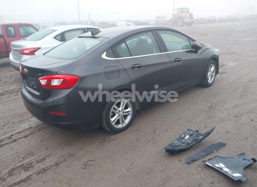Photo 4 of 2016 Chevrolet Cruze LT AUTO (VIN 1G1BE5SM6G7283554)