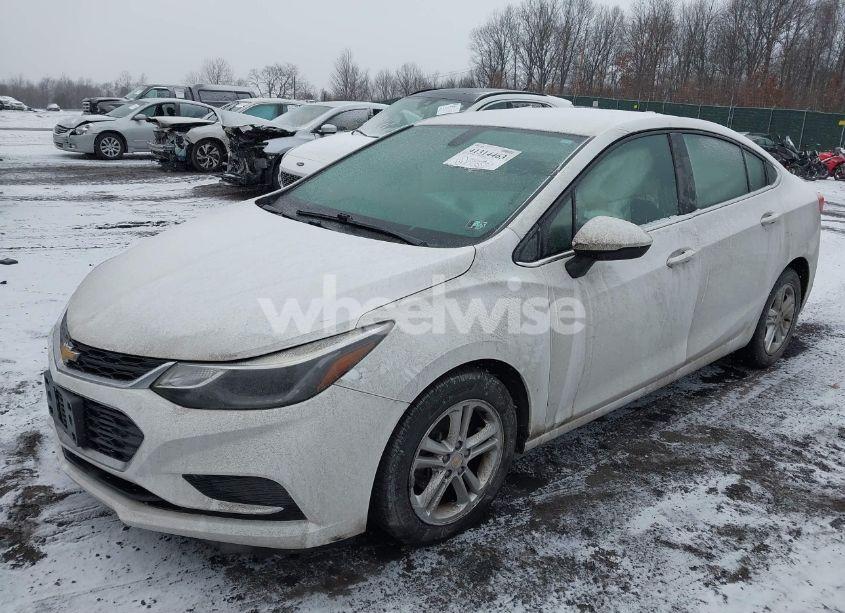 Photo 2 of 2016 Chevrolet Cruze LT AUTO (VIN 1G1BE5SM6G7285899)