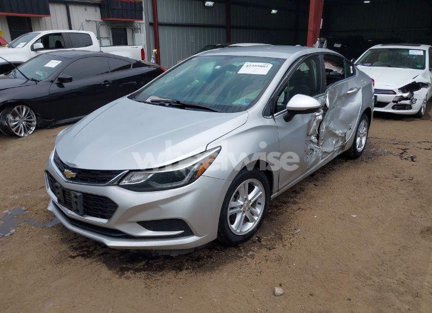 Photo 2 of 2016 Chevrolet Cruze LT (VIN 1G1BE5SM6G7297082)