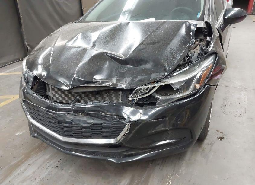 Photo 6 of 2016 Chevrolet Cruze LT AUTO (VIN 1G1BE5SM6G7297888)