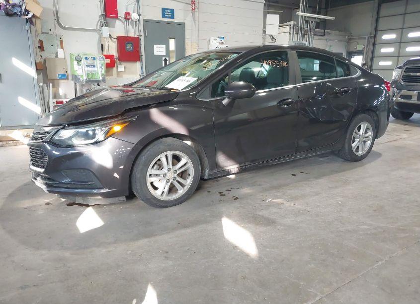 Photo 2 of 2016 Chevrolet Cruze LT AUTO (VIN 1G1BE5SM6G7298717)