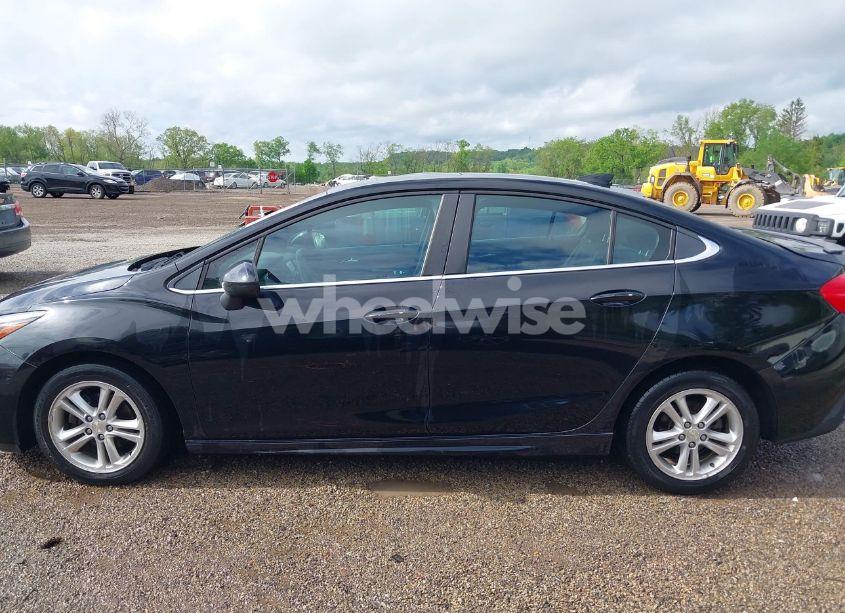 Photo 14 of 2016 Chevrolet Cruze LT AUTO (VIN 1G1BE5SM6G7324040)