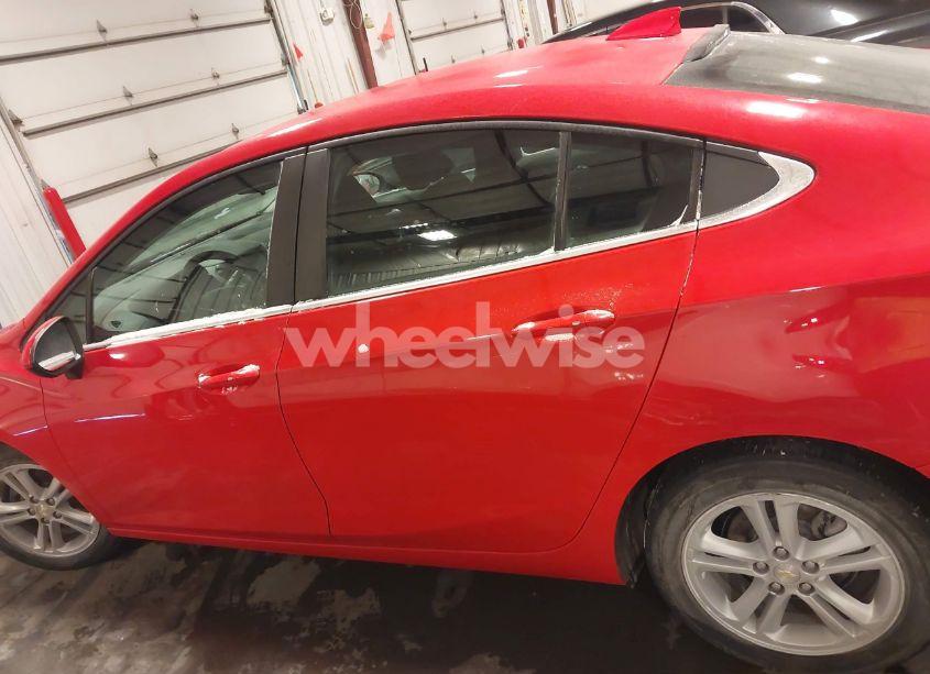 Photo 15 of 2017 Chevrolet Cruze LT AUTO (VIN 1G1BE5SM6H7100302)