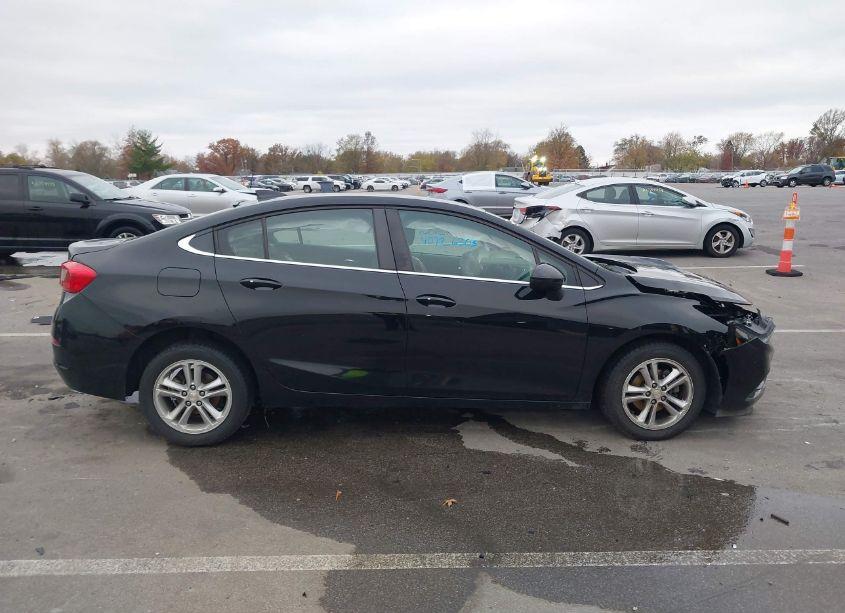 Photo 13 of 2017 Chevrolet Cruze LT AUTO (VIN 1G1BE5SM6H7118153)