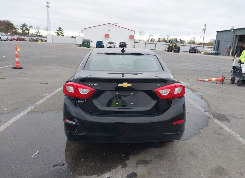 Photo 16 of 2017 Chevrolet Cruze LT AUTO (VIN 1G1BE5SM6H7118153)