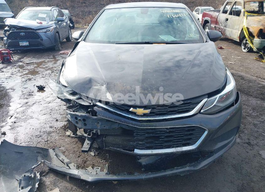 Photo 12 of 2017 Chevrolet Cruze LT AUTO (VIN 1G1BE5SM6H7133459)
