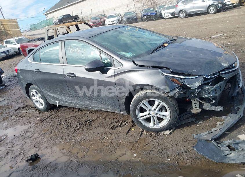 Photo 13 of 2017 Chevrolet Cruze LT AUTO (VIN 1G1BE5SM6H7133459)