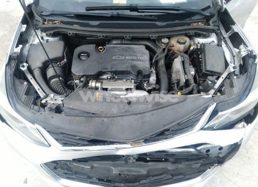 Photo 10 of 2017 Chevrolet Cruze LT AUTO (VIN 1G1BE5SM6H7163562)