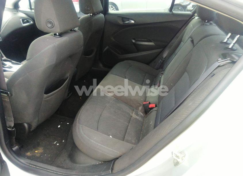 Photo 8 of 2017 Chevrolet Cruze LT AUTO (VIN 1G1BE5SM6H7163562)