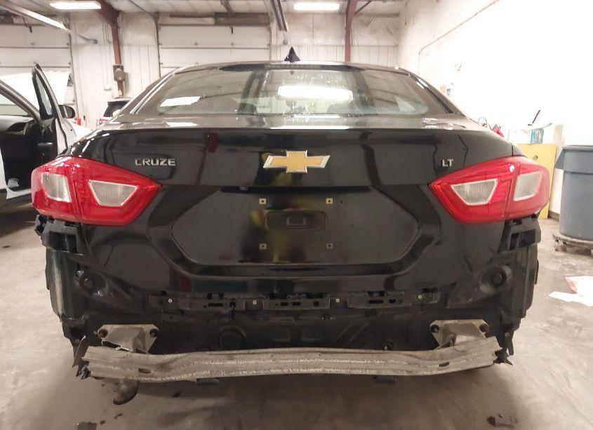 Photo 18 of 2017 Chevrolet Cruze LT AUTO (VIN 1G1BE5SM6H7175579)