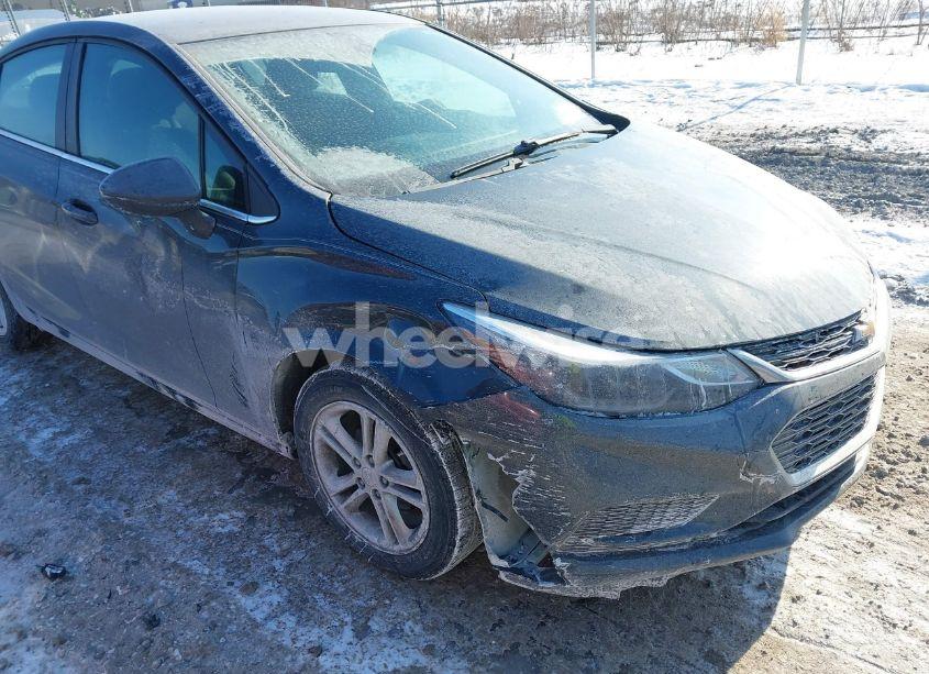 Photo 6 of 2017 Chevrolet Cruze LT AUTO (VIN 1G1BE5SM6H7182872)