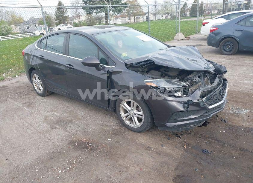 2017 Chevrolet Cruze LT AUTO (VIN 1G1BE5SM6H7183262) main photo
