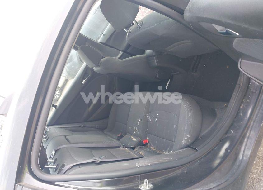 Photo 8 of 2017 Chevrolet Cruze LT AUTO (VIN 1G1BE5SM6H7183262)