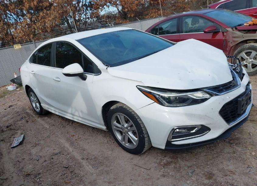 2017 Chevrolet Cruze LT AUTO (VIN 1G1BE5SM6H7184668) main photo