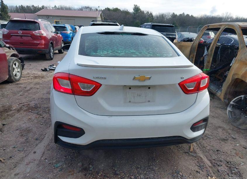 Photo 16 of 2017 Chevrolet Cruze LT AUTO (VIN 1G1BE5SM6H7184668)