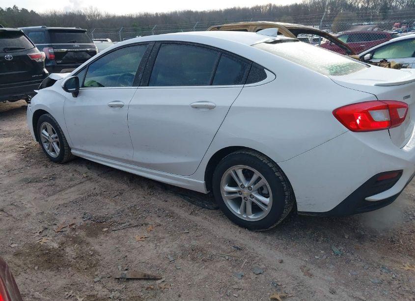 Photo 3 of 2017 Chevrolet Cruze LT AUTO (VIN 1G1BE5SM6H7184668)