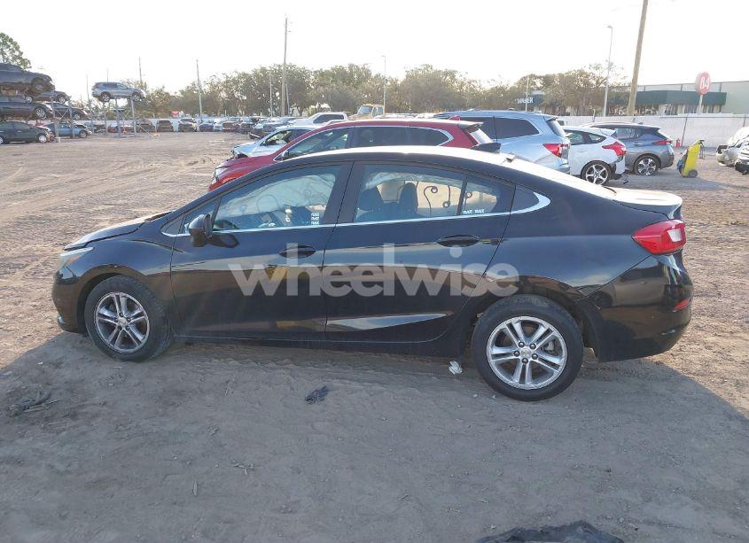 Photo 14 of 2017 Chevrolet Cruze LT AUTO (VIN 1G1BE5SM6H7189353)