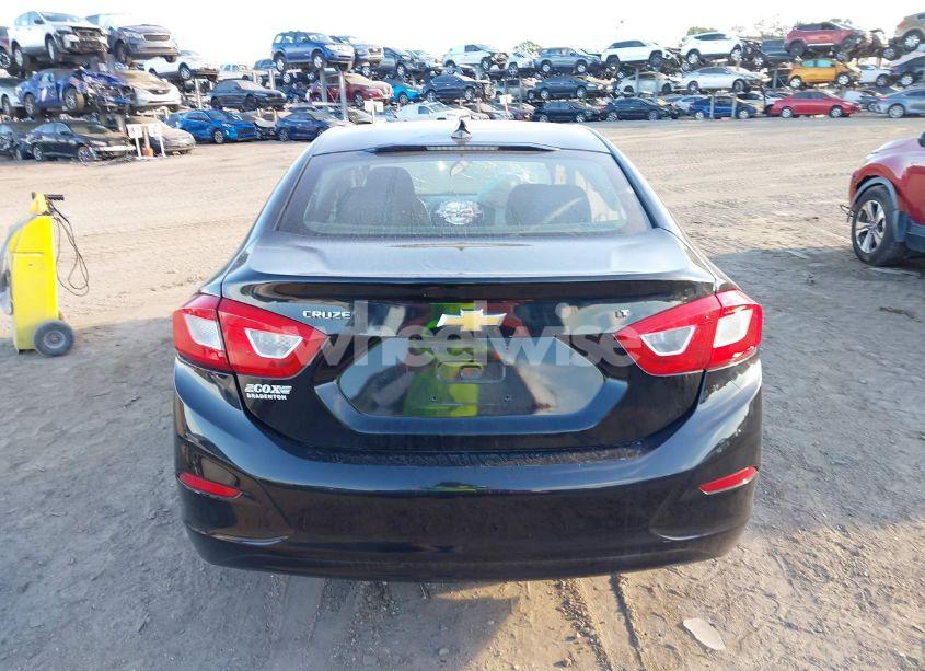 Photo 16 of 2017 Chevrolet Cruze LT AUTO (VIN 1G1BE5SM6H7189353)