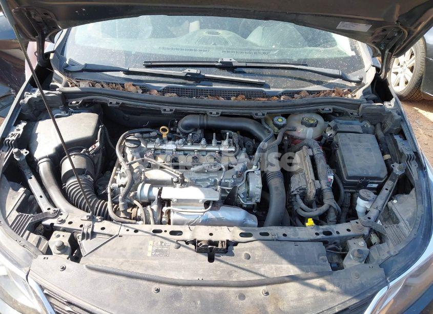 Photo 10 of 2017 Chevrolet Cruze LT AUTO (VIN 1G1BE5SM6H7215630)