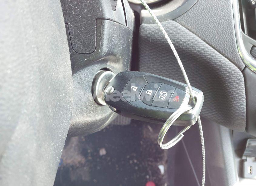 Photo 11 of 2017 Chevrolet Cruze LT AUTO (VIN 1G1BE5SM6H7215630)