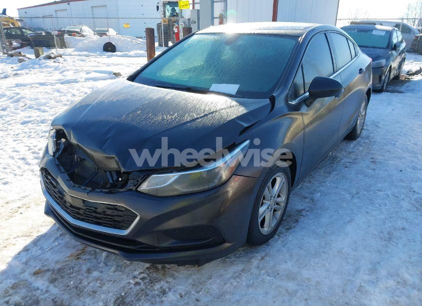 Photo 2 of 2017 Chevrolet Cruze LT AUTO (VIN 1G1BE5SM6H7217670)