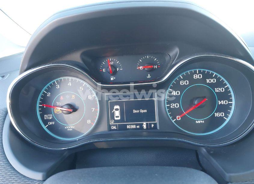 Photo 7 of 2017 Chevrolet Cruze LT AUTO (VIN 1G1BE5SM6H7217670)