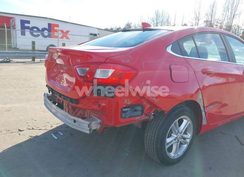 Photo 17 of 2017 Chevrolet Cruze LT AUTO (VIN 1G1BE5SM6H7223551)