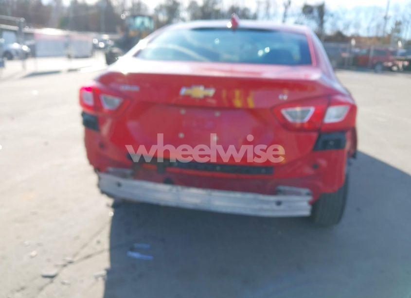 Photo 6 of 2017 Chevrolet Cruze LT AUTO (VIN 1G1BE5SM6H7223551)