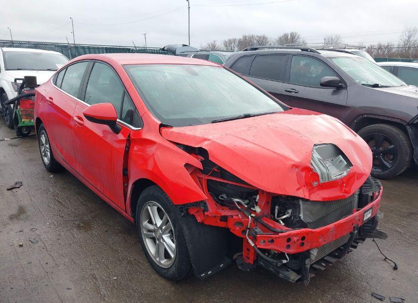 2017 Chevrolet Cruze LT AUTO (VIN 1G1BE5SM6H7236817) main photo